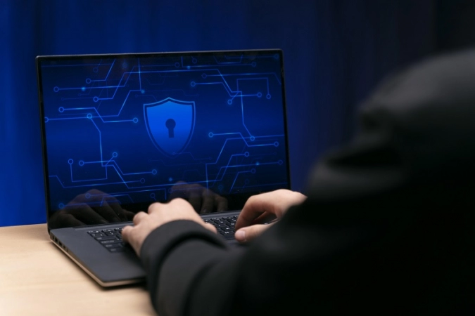 Spoofing i Vishing: Jak chronić się przed cyberprzestępcami
